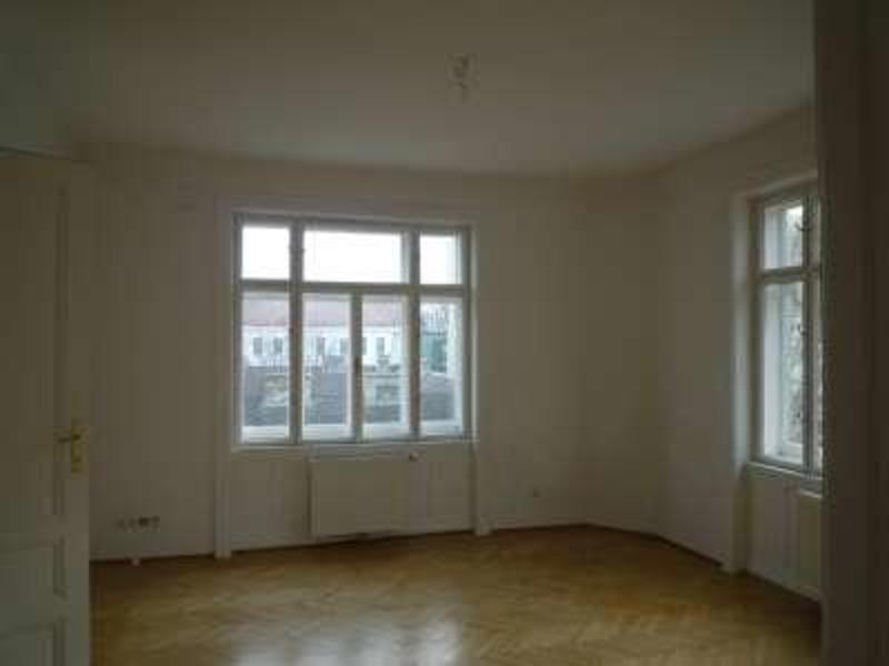 Sonnige 3 Zimmer im 4.OG mit schnem Blick - nahe U6 /  / 1090 Wien / Bild 1
