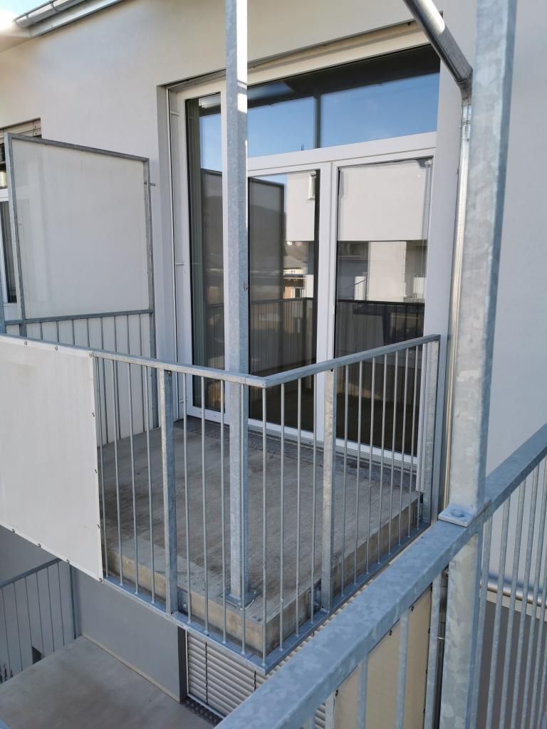 INNENANSICHTEN - Balkon